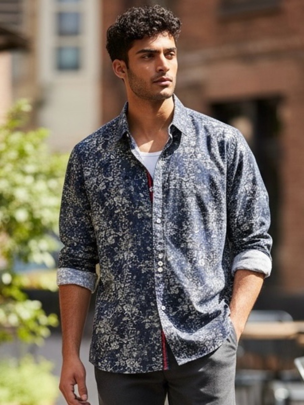 Men's Navy Floral Long-Sleeve Casual Button-Down Shirt